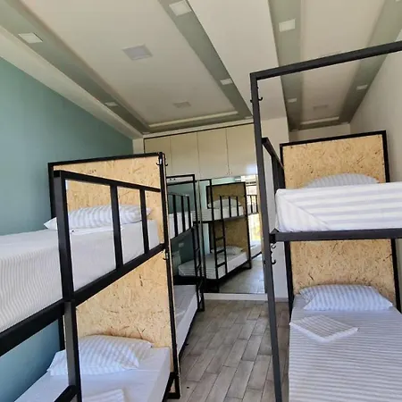 Puzzle Space Hostel Yerevan Exterior photo