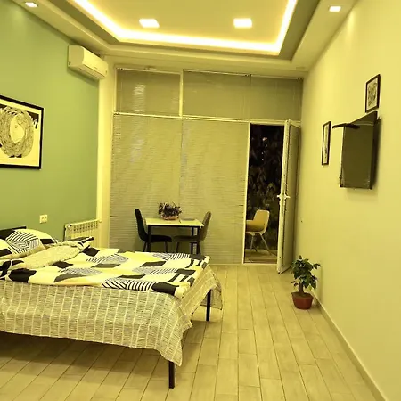 Puzzle Space Hostel Yerevan Exterior photo