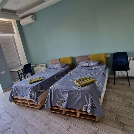 Puzzle Space Hostel Yerevan Exterior photo